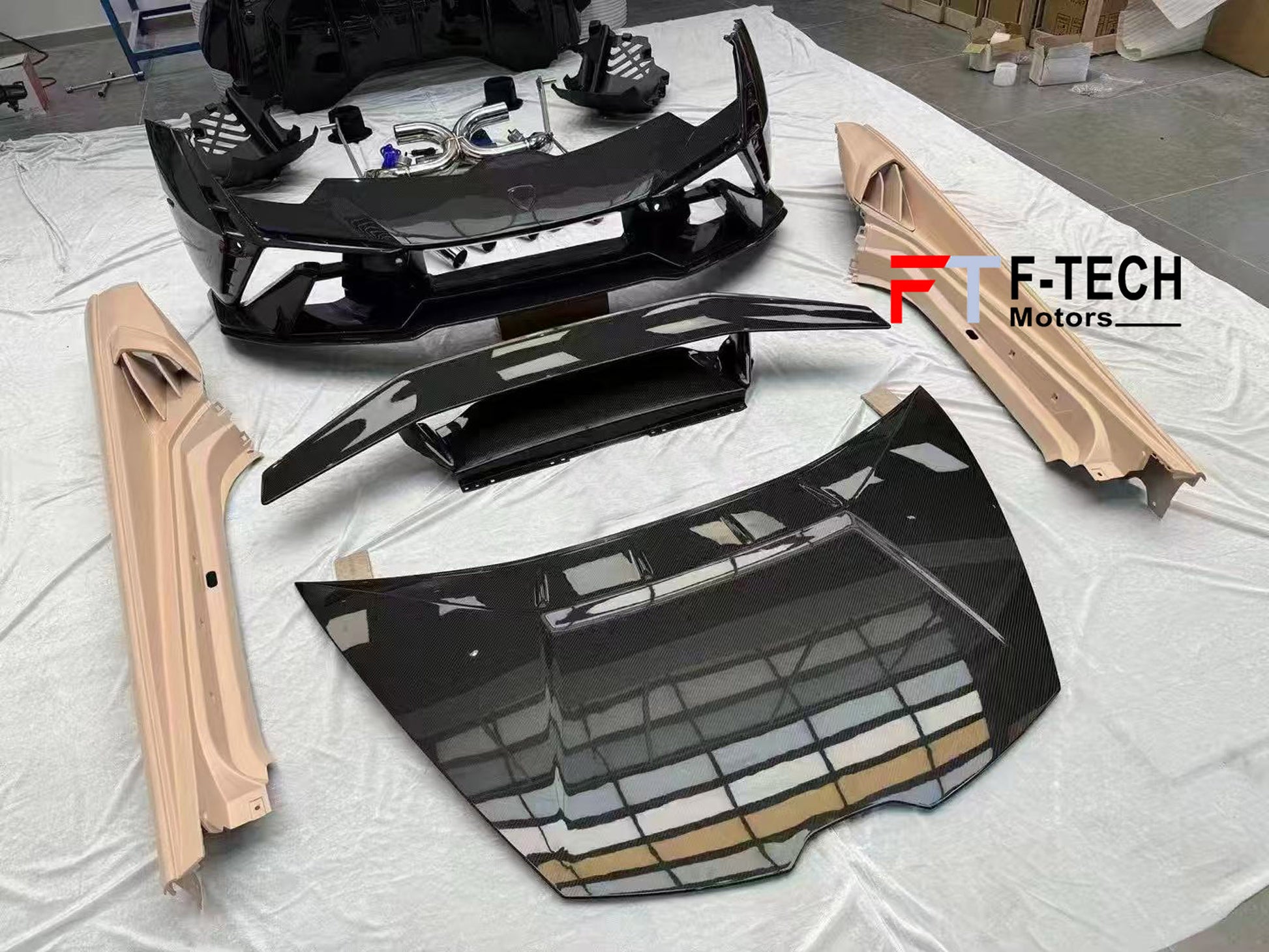 Dry Carbon Conversion Body Kit Tecnica Style for Lamborghini Huracan LP610 LP580 EVO 2015+
