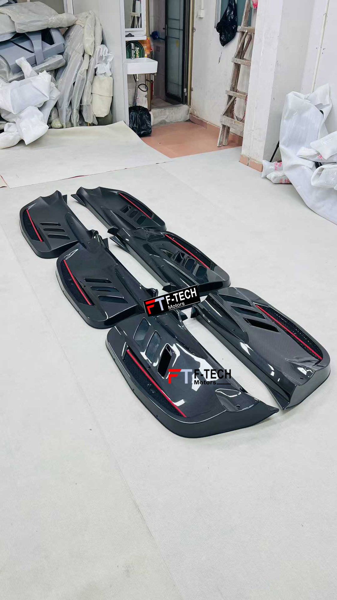 Dry Carbon Interior Door Panel Trims For Ferrari SF90 Stradale 2019 - 2024