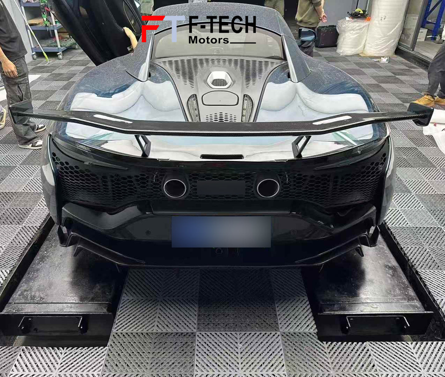 Dry Carbon Fiber Amans Body Kit for McLaren Artuta 2023+