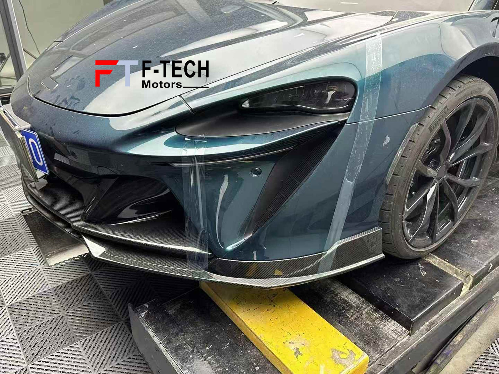 Dry Carbon Fiber Amans Body Kit for McLaren Artuta 2023+