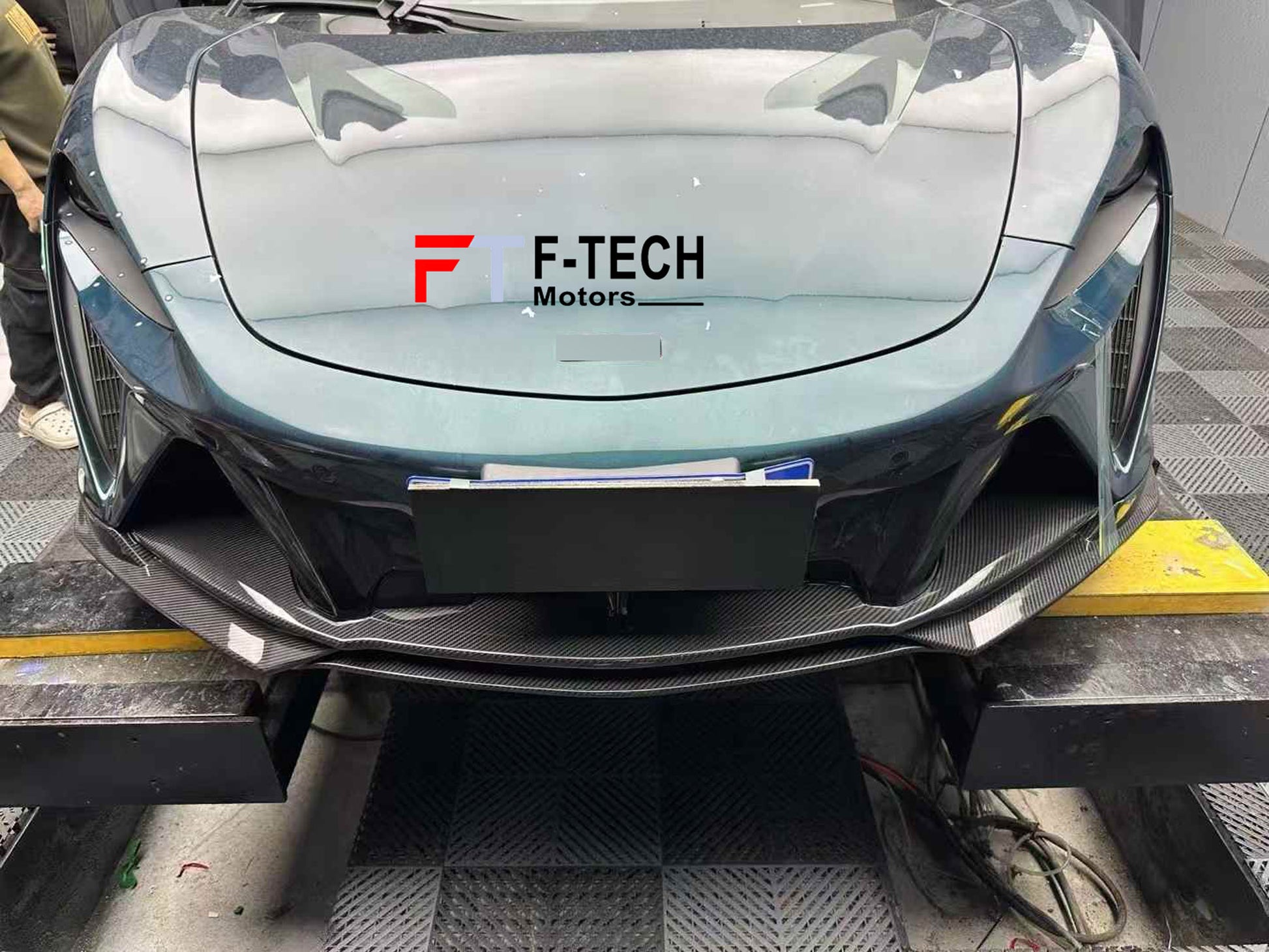 Dry Carbon Fiber Amans Body Kit for McLaren Artuta 2023+