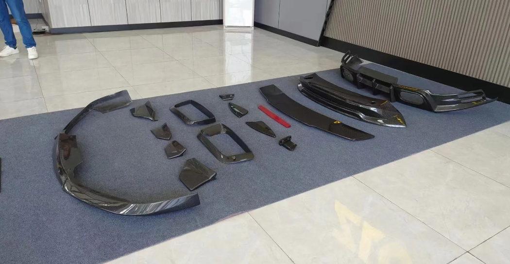 Dry Carbon Fiber Body Kit For Porsche 911 992.1 Carrera 4S 2019 - 2024