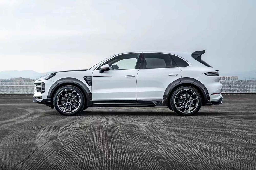 Dry Carbon Fiber Body Kit For Porsche Cayenne 9Y0 2023+ Hood Front Lip Diffuser Spoiler Mansory