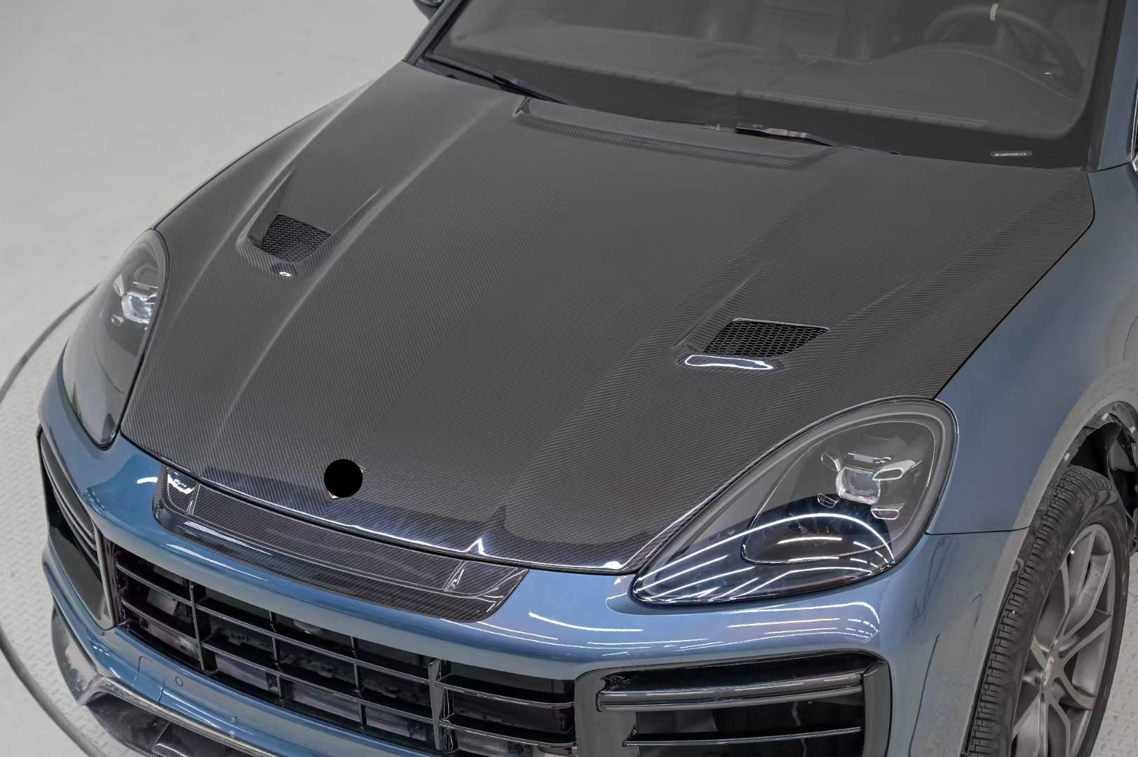 Dry carbon hood bonnet kit fit Porsche Cayenne 9Y0 2018 - 2023 Mansory