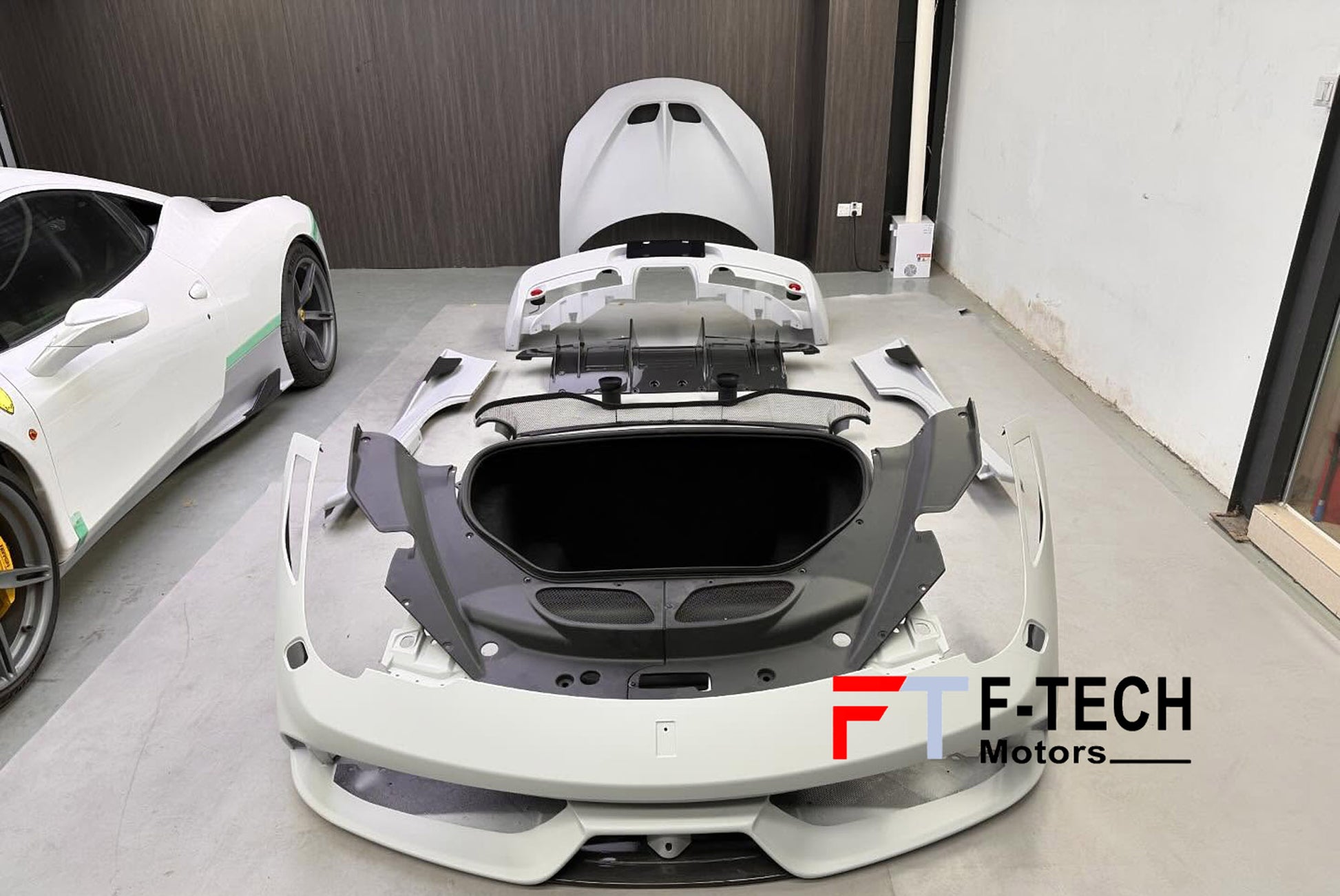 Dry Carbon Fiber Body Kit For Ferrari 458 Italia Spider 2010 - 2015