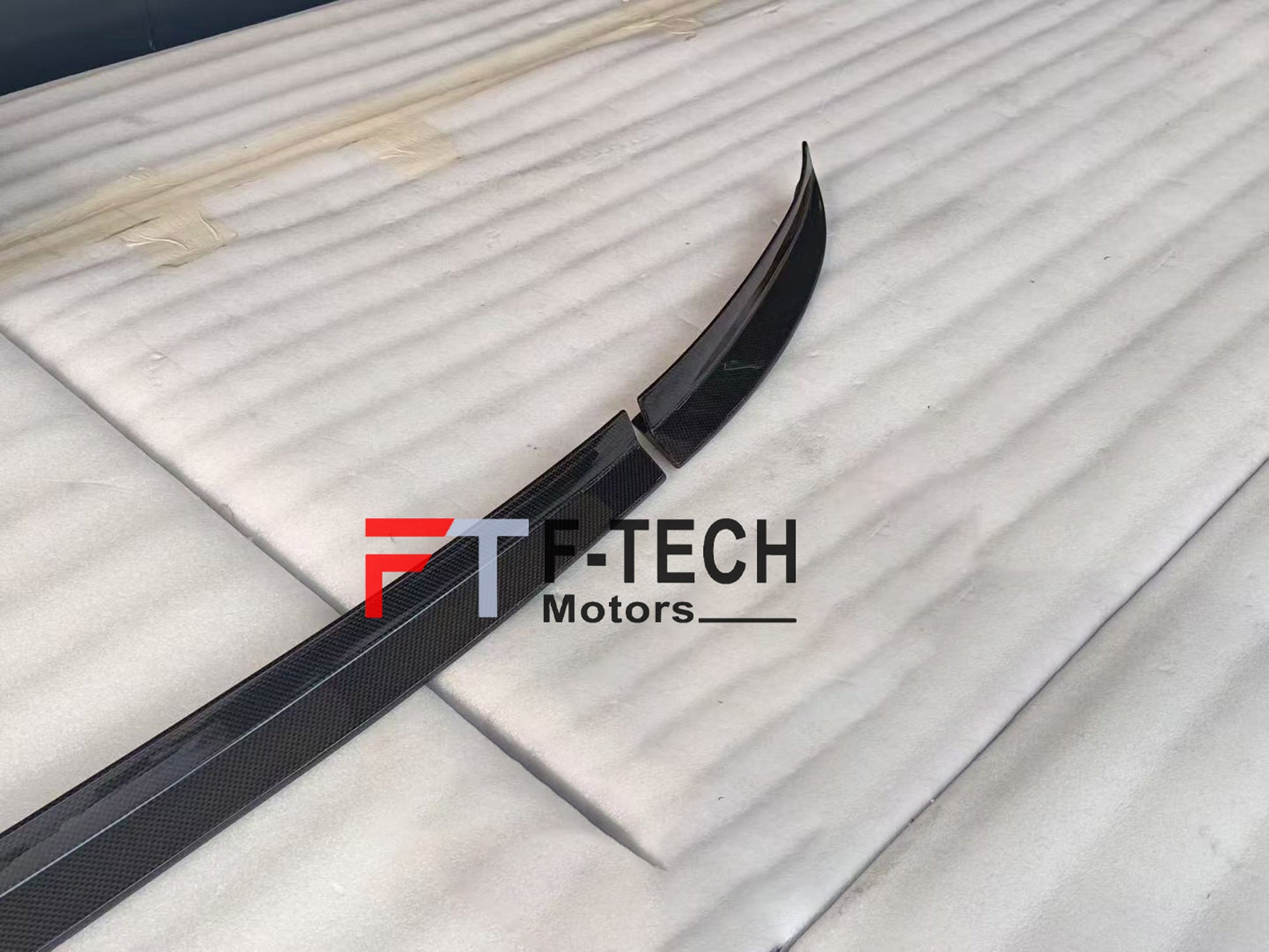 Dry Carbon Fiber Rear Wing Spoiler Ducktail For Ferrari 812 Superfast 2017 - 2024 Novitec 