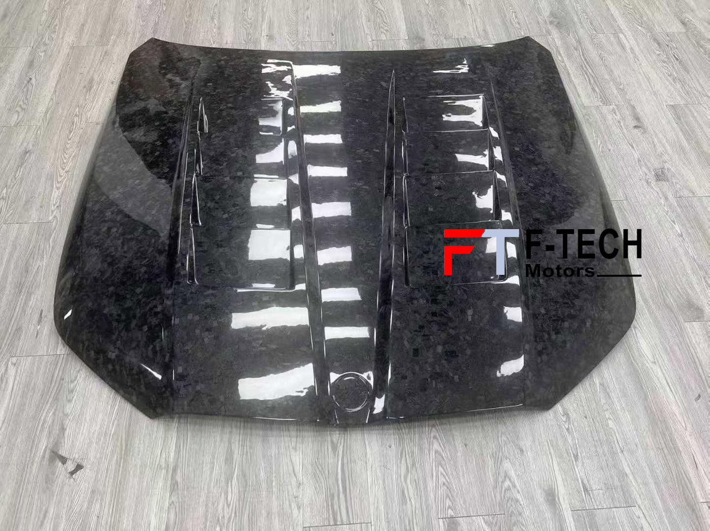 rged Carbon Fiber Hood Bonnet for BMW M5 G90 5 Series G60 2024+