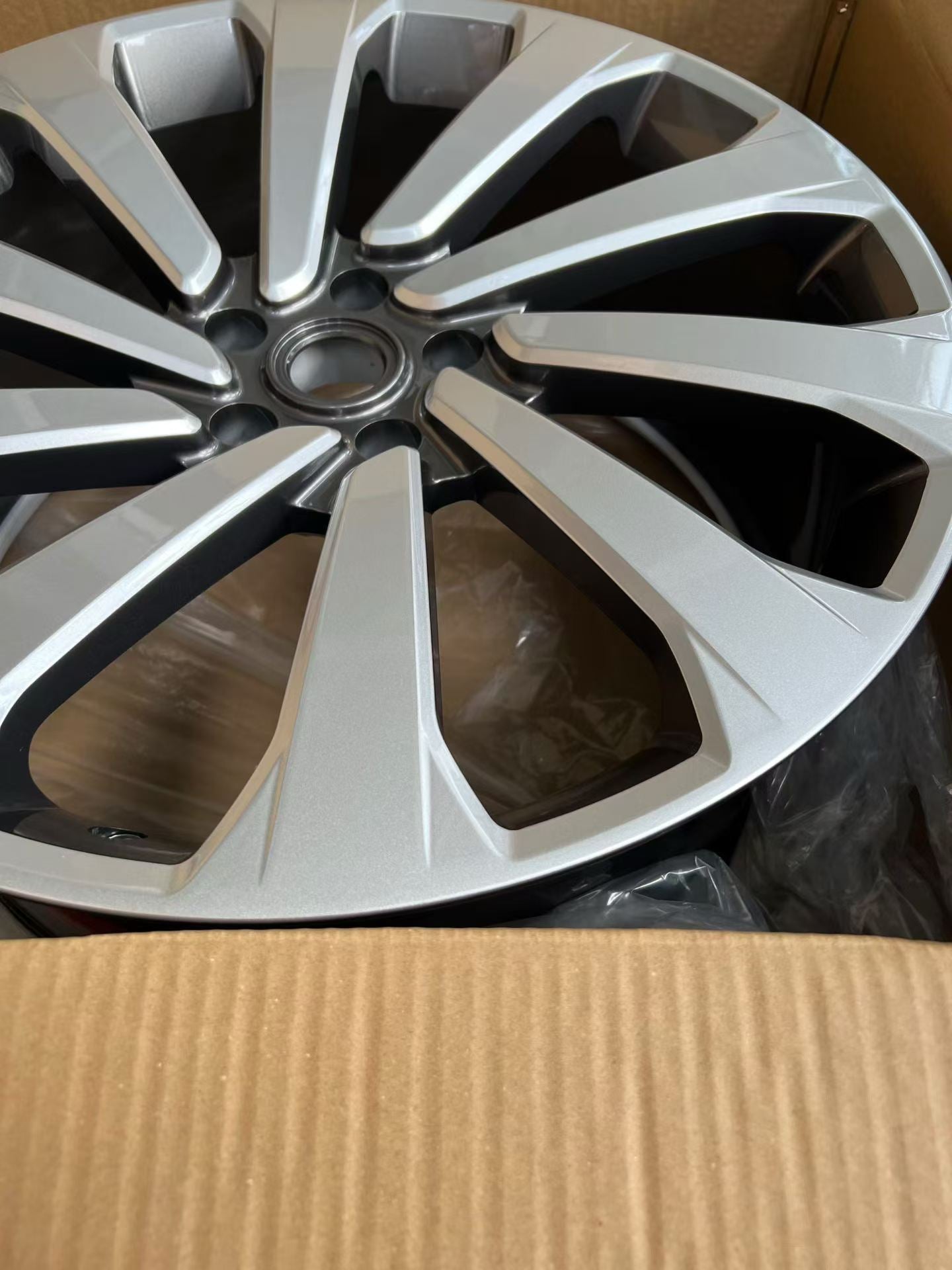 Forged Wheels Rims 17 18 19 20 21 22 23 24 inch For Audi A5 A6 A7 A8 RS3 RS4 RS5 RS7 Q4 Q5 Q7 Q8 R8 TT E Tron Sportback GT