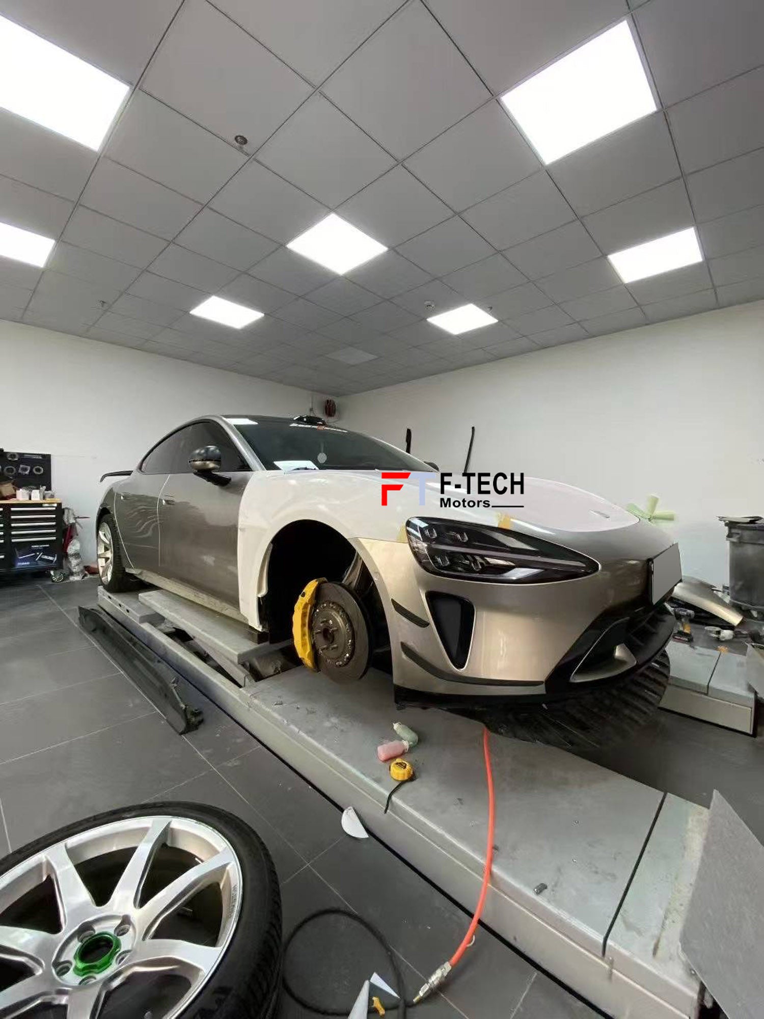 Front Fenders WIth Air Vents For Xiaomi SU7 2023+