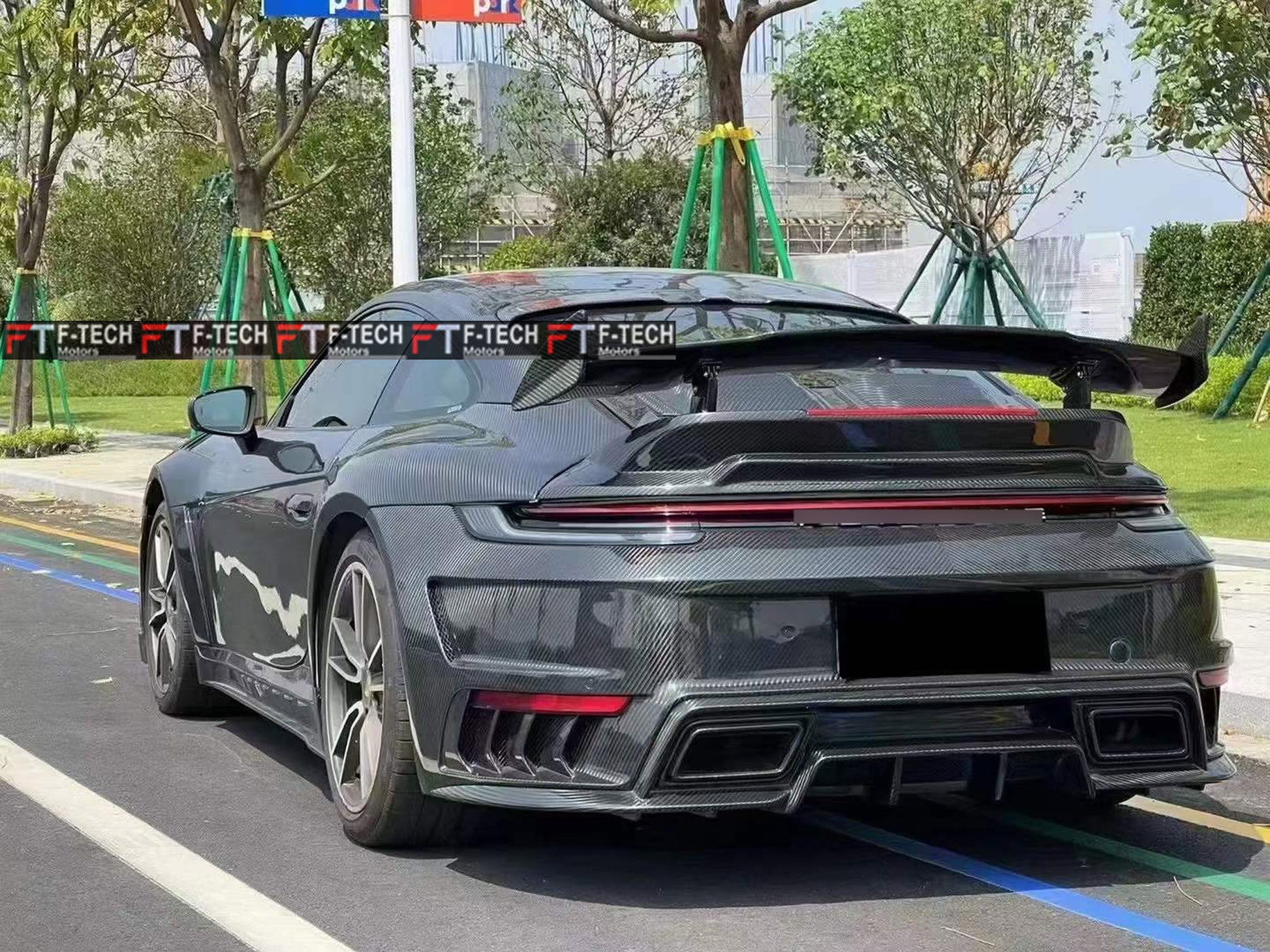 Dry Carbon Fiber Body Kit for Porsche 911 992.1 Turbo S (2019–2024) Stinger GTR