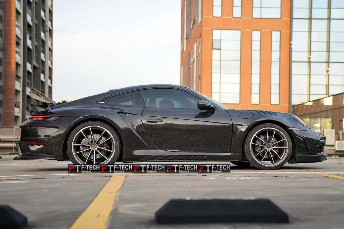 Dry Carbon Fiber Body Kit for Porsche 911 992.1 Turbo S (2019–2024) Stinger GTR