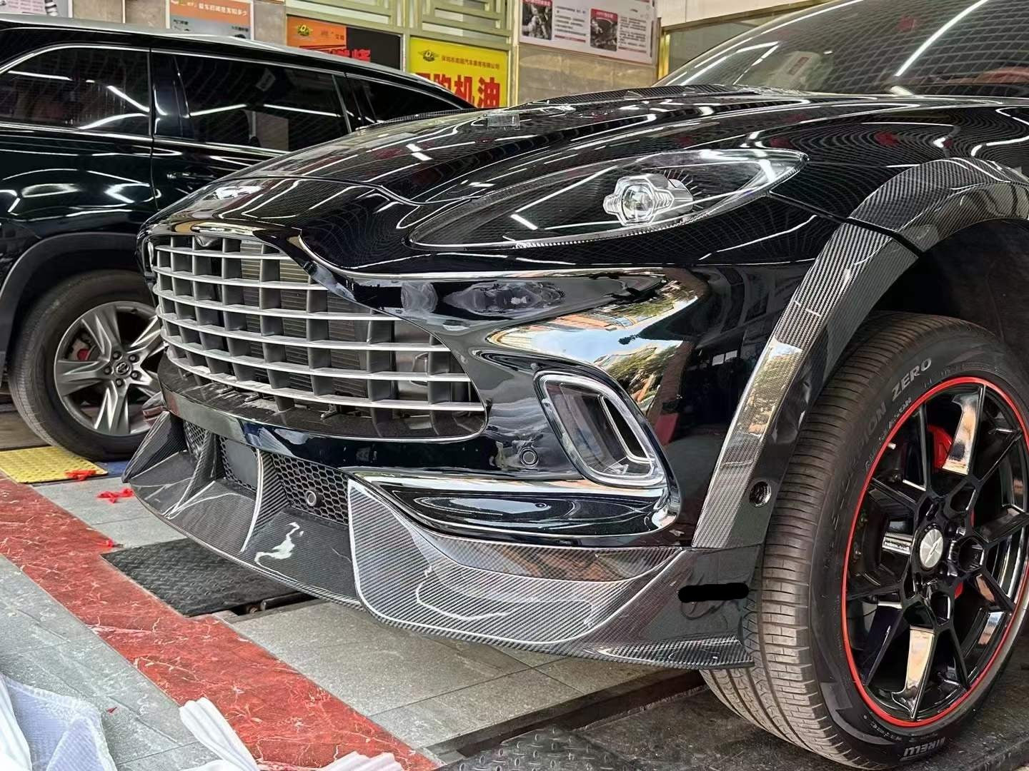 Dry carbon fiber body kit Mansory fit Aston Martin DBX 2020UP