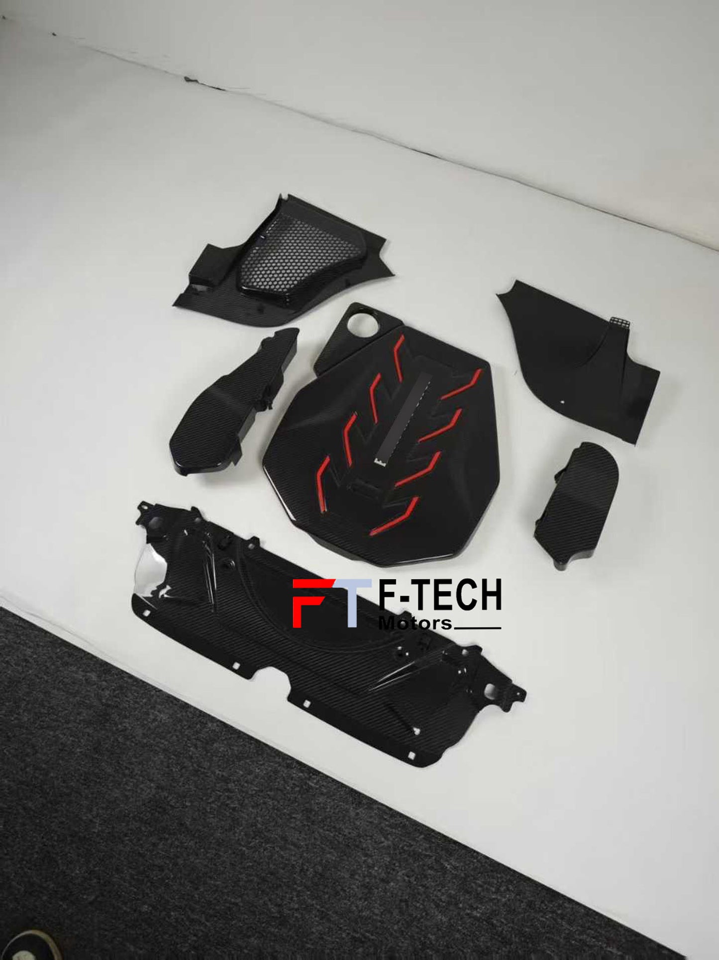 Carbon Fiber Engine Bay Covers For BMW M5 G90 G99 2024+
