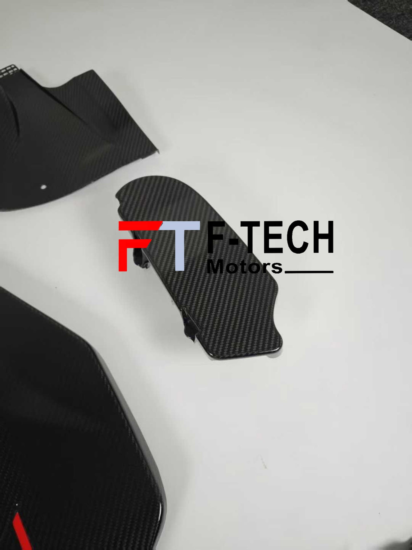 Carbon Fiber Engine Bay Covers For BMW M5 G90 G99 2024+