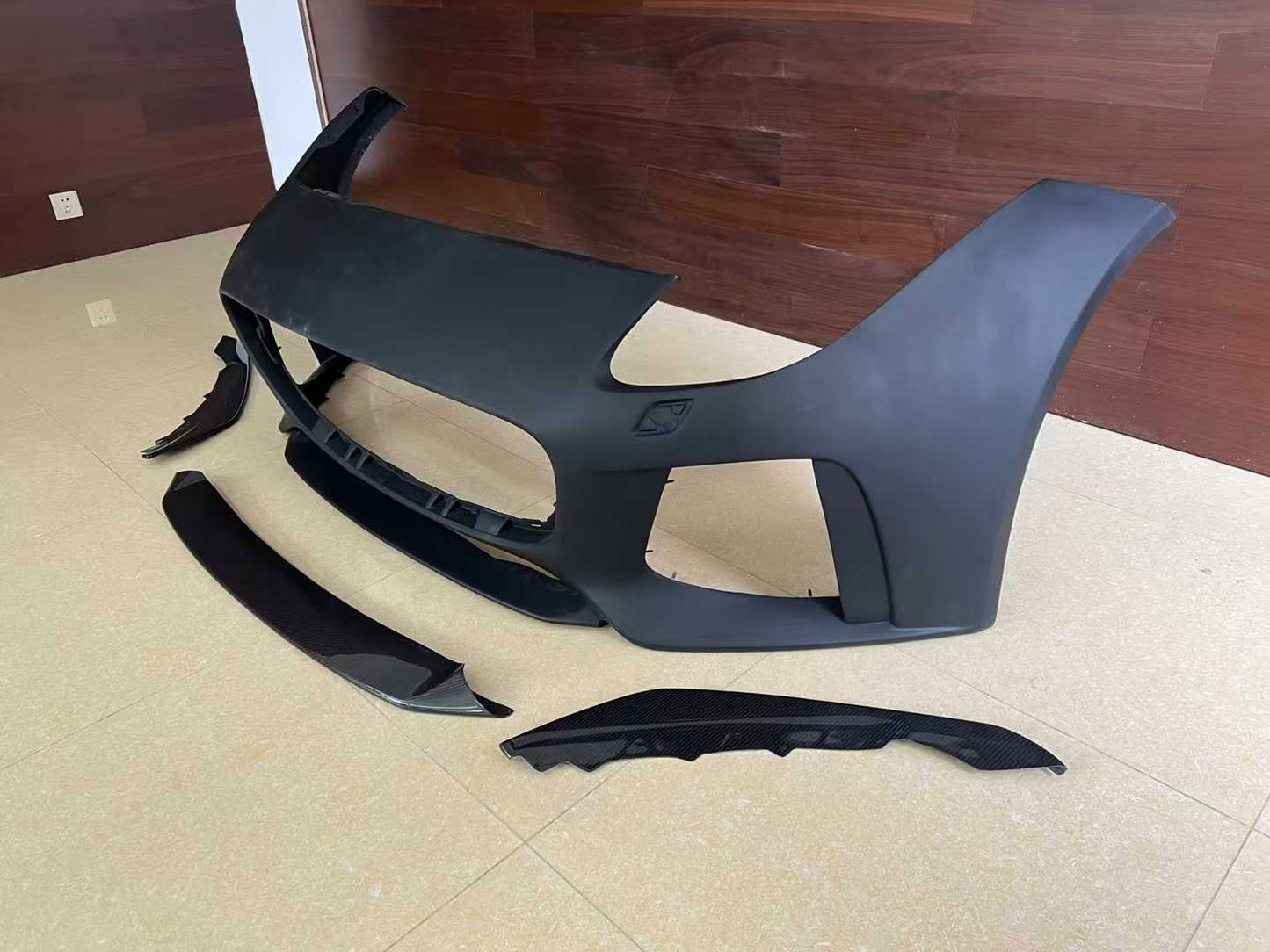 Front Bumper With Carbon Fiber Front Lip For Jaguar F Type 2013 - 2017 SVR