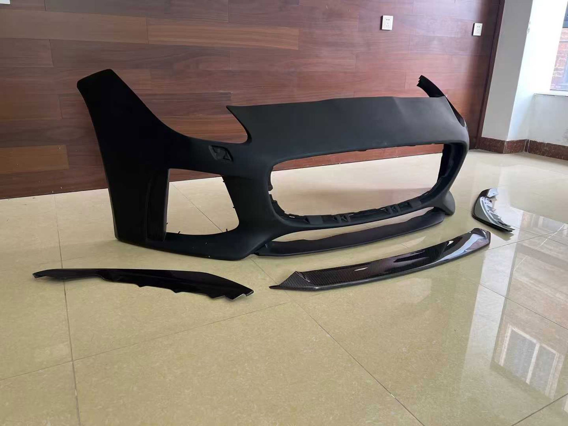 Front Bumper With Carbon Fiber Front Lip For Jaguar F Type 2013 - 2017 SVR