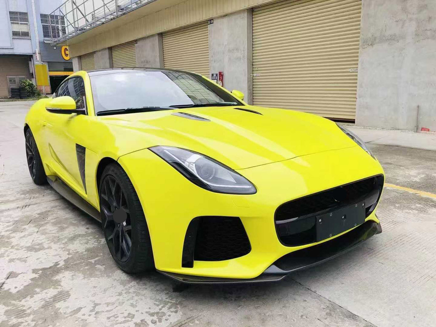 Front Bumper With Carbon Fiber Front Lip For Jaguar F Type 2013 - 2017 SVR