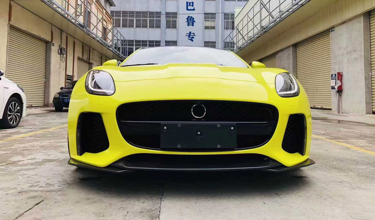 Front Bumper With Carbon Fiber Front Lip For Jaguar F Type 2013 - 2017 SVR