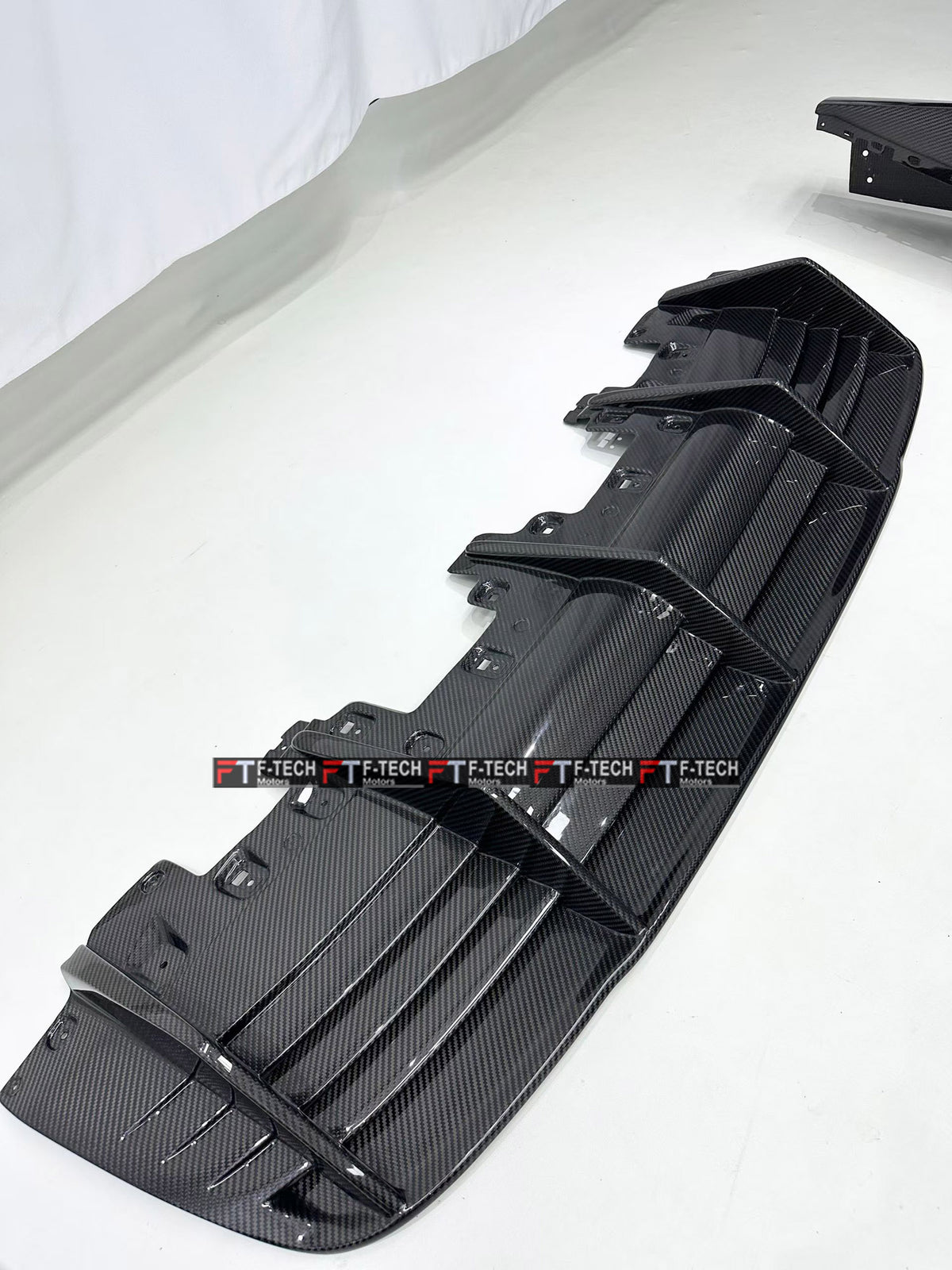 Dry Carbon Fiber Body Kit For Lamborghini Huracan EVO RWD 2020 - 2024 Novitec