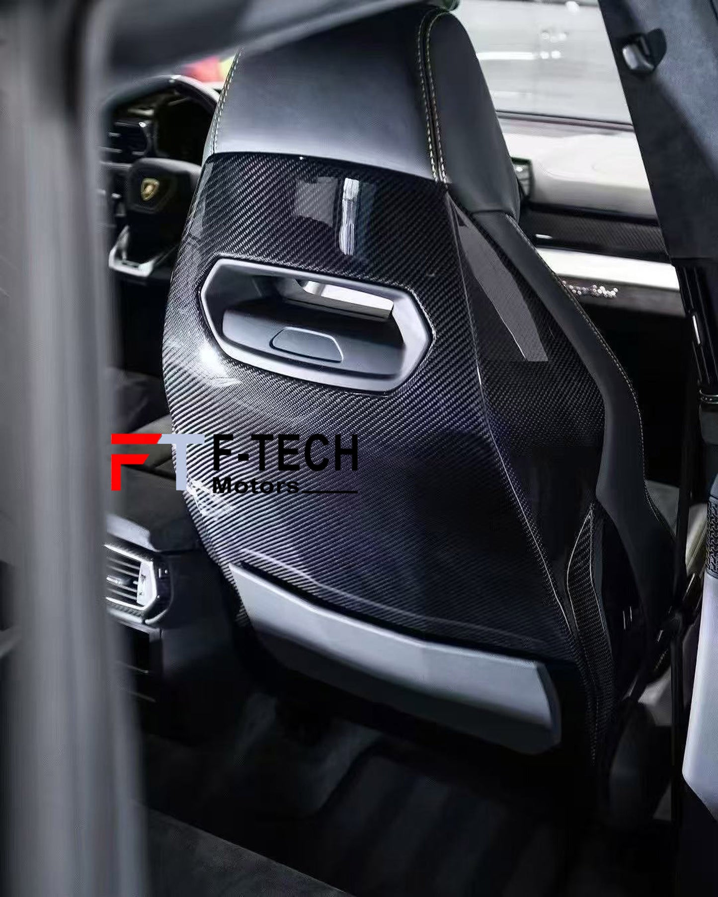Dry Carbon Fiber Pair of Front Seat Covers for Lamborghini Urus 2018 - 2023