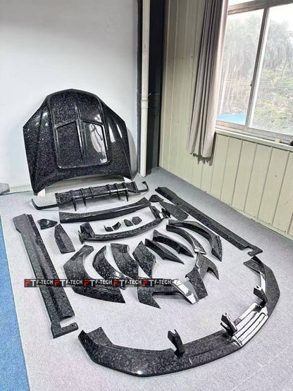 Forged Carbon Fiber Wide Body Kit for Lamborghini Urus SE Wald