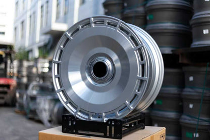 Custom Forged Wheels For Mercedes Benz Li Auto L6 L7 L8 L9 i6 i8 Mega One