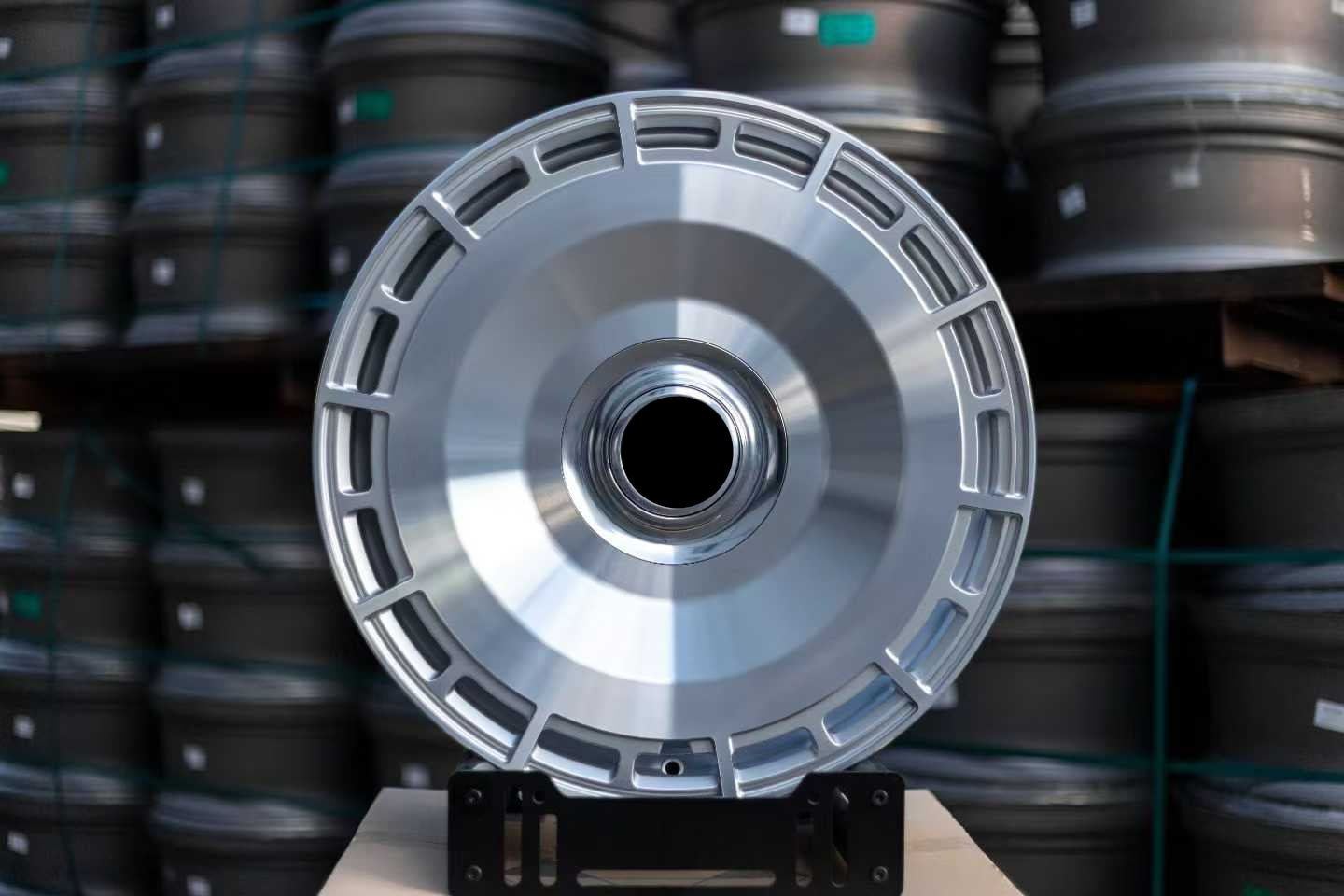 Custom Forged Wheels For Mercedes Benz Li Auto L6 L7 L8 L9 i6 i8 Mega One