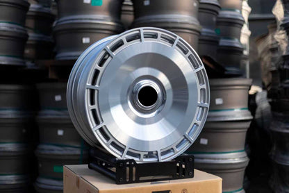 Custom Forged Wheels For Mercedes Benz Li Auto L6 L7 L8 L9 i6 i8 Mega One