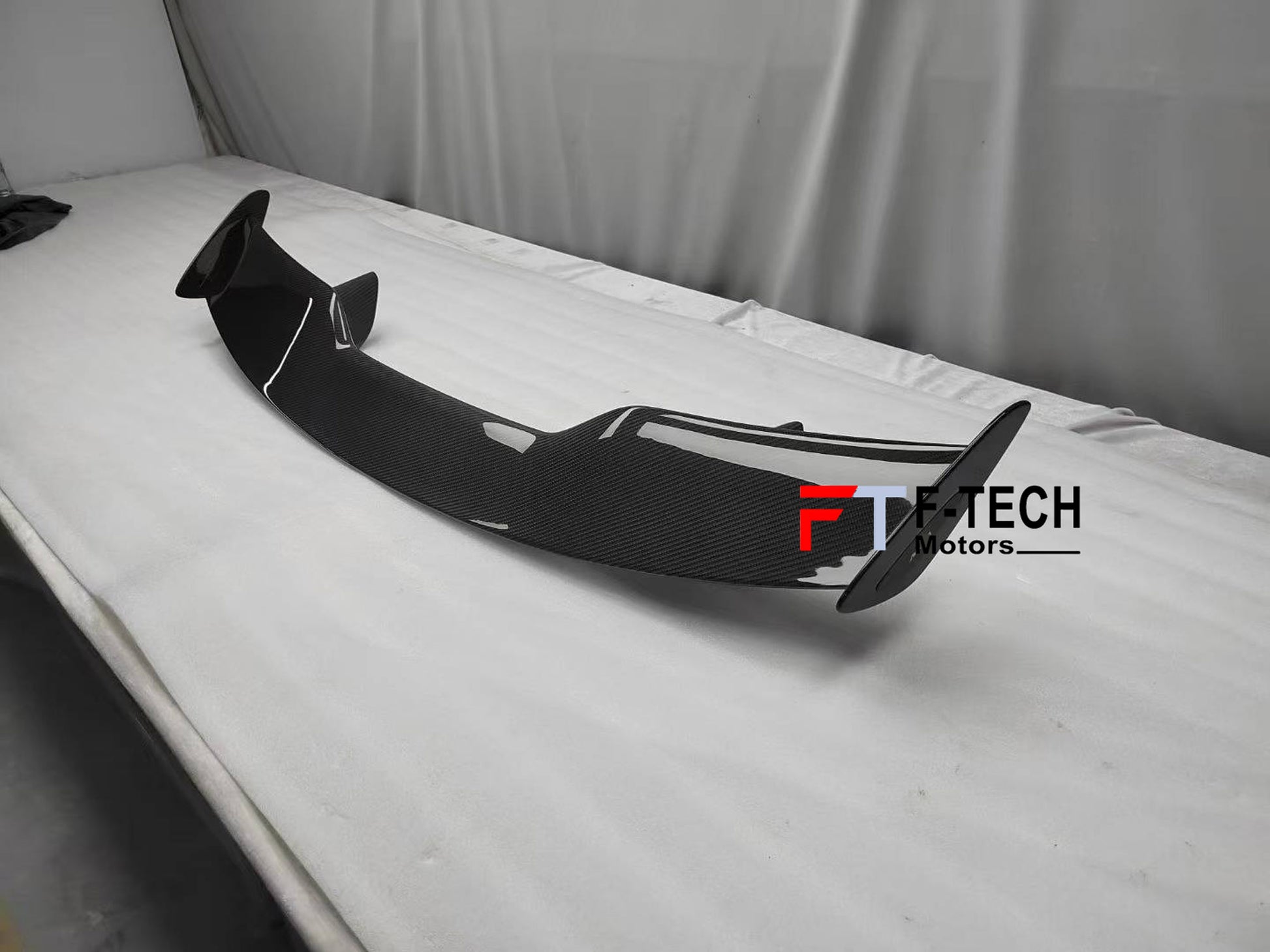 Dry Carbon Fiber Rear Wing Spoiler For McLaren GT 2019 - 2024 MSO