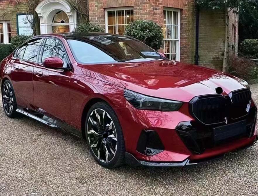 M Performance style gloss black aero body kit for BMW 5 series G60 G68 2023+
