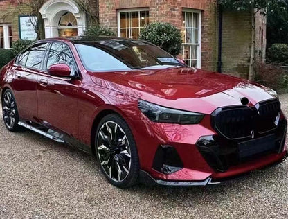 M Performance style gloss black aero body kit for BMW 5 series G60 G68 2023+