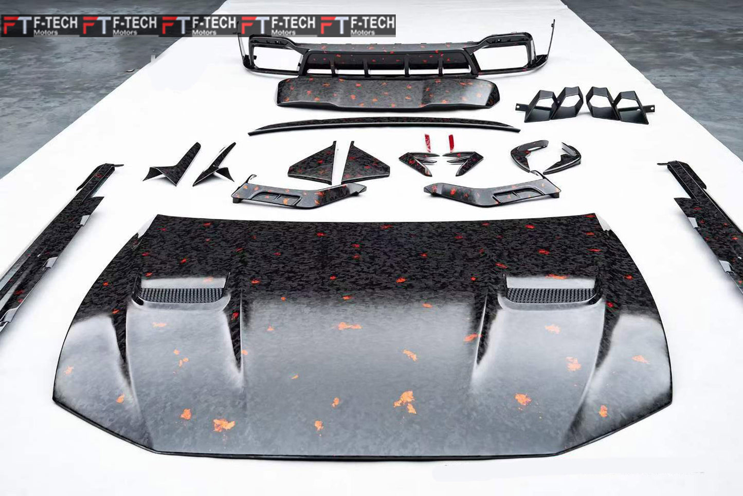 Dry Сarbon Fiber Body Kit For Audi RS6 C8 2019 - 2025 Mansory