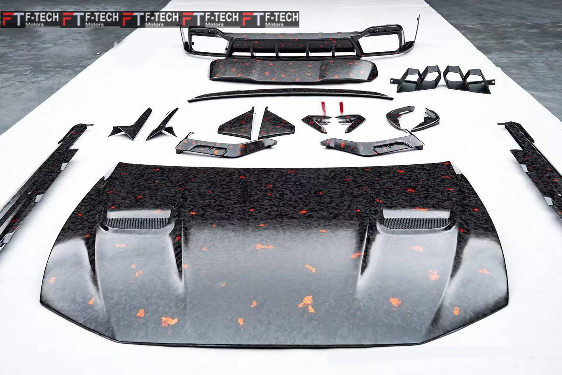 Dry Сarbon Fiber Body Kit For Audi RS6 C8 2019 - 2025 Mansory