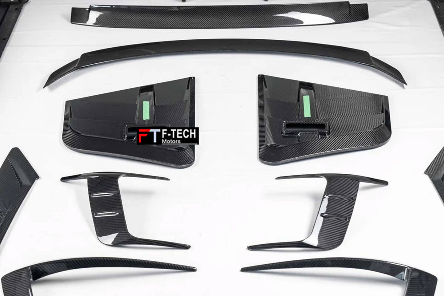 Dry Carbon Fiber Upgrade Body Kit For Rolls Royce Spectre 2024+ Mansory