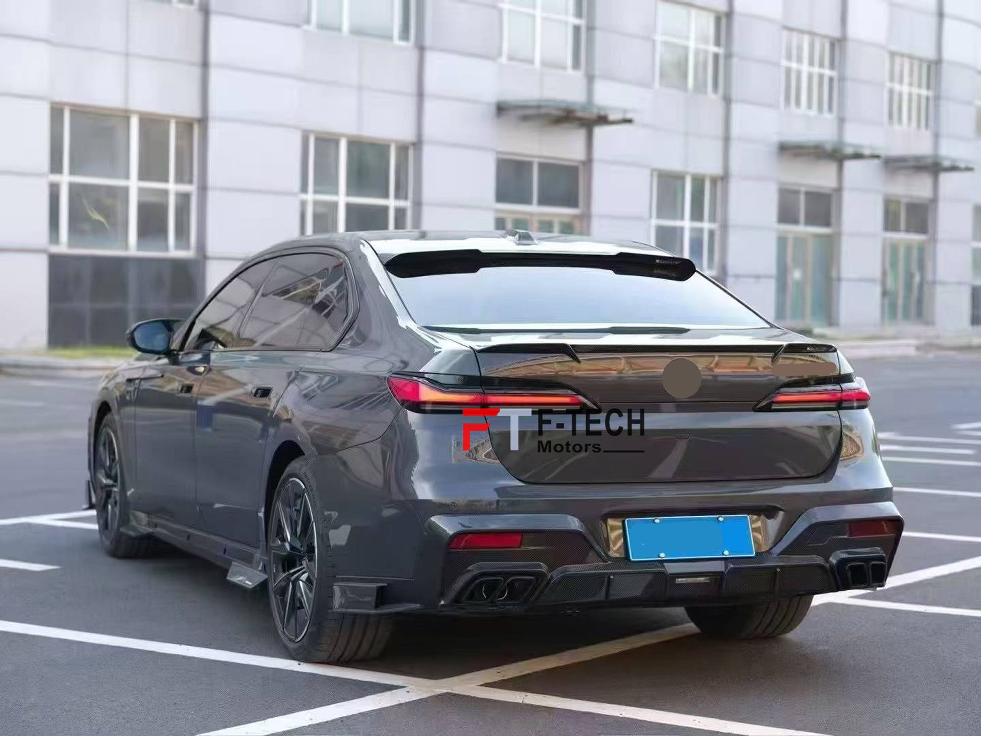 Dry Carbon Fiber Body Kit For BMW 7 Series G70 2022+ Mansory