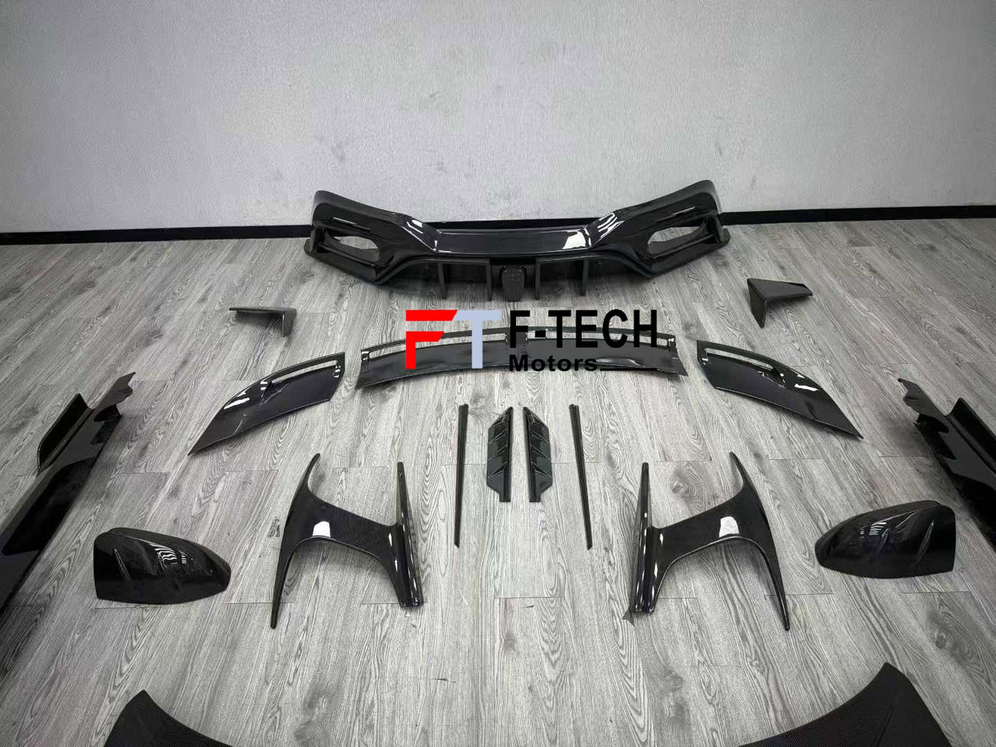 Dry Carbon Fiber Body Kit For Ferrari Roma 2020+ Mansory