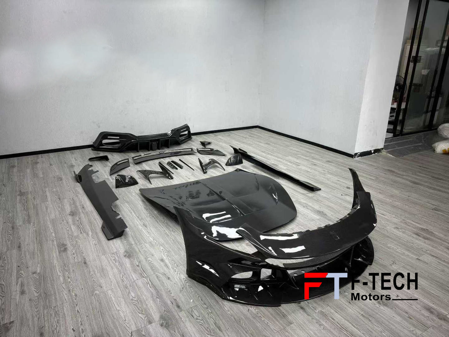Dry Carbon Fiber Body Kit For Ferrari Roma 2020+ Mansory