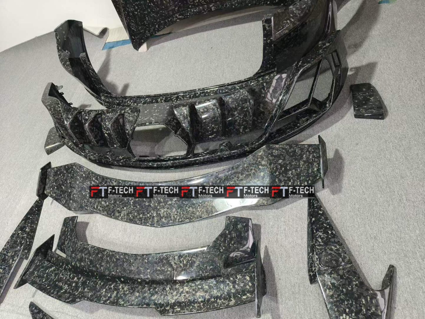 Full Forged Carbon Fiber Wide Body Kit For Lamborghini Urus 2024+ Mansory Venatus S