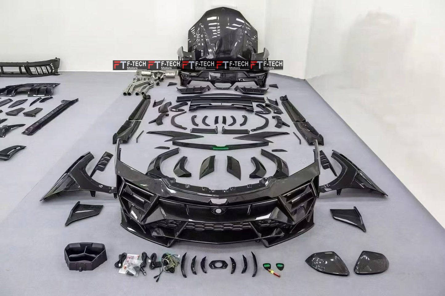 Forged Carbon Fiber Wide Body Kit for Lamborghini Urus SE (2024+) Mansory Venatus SE