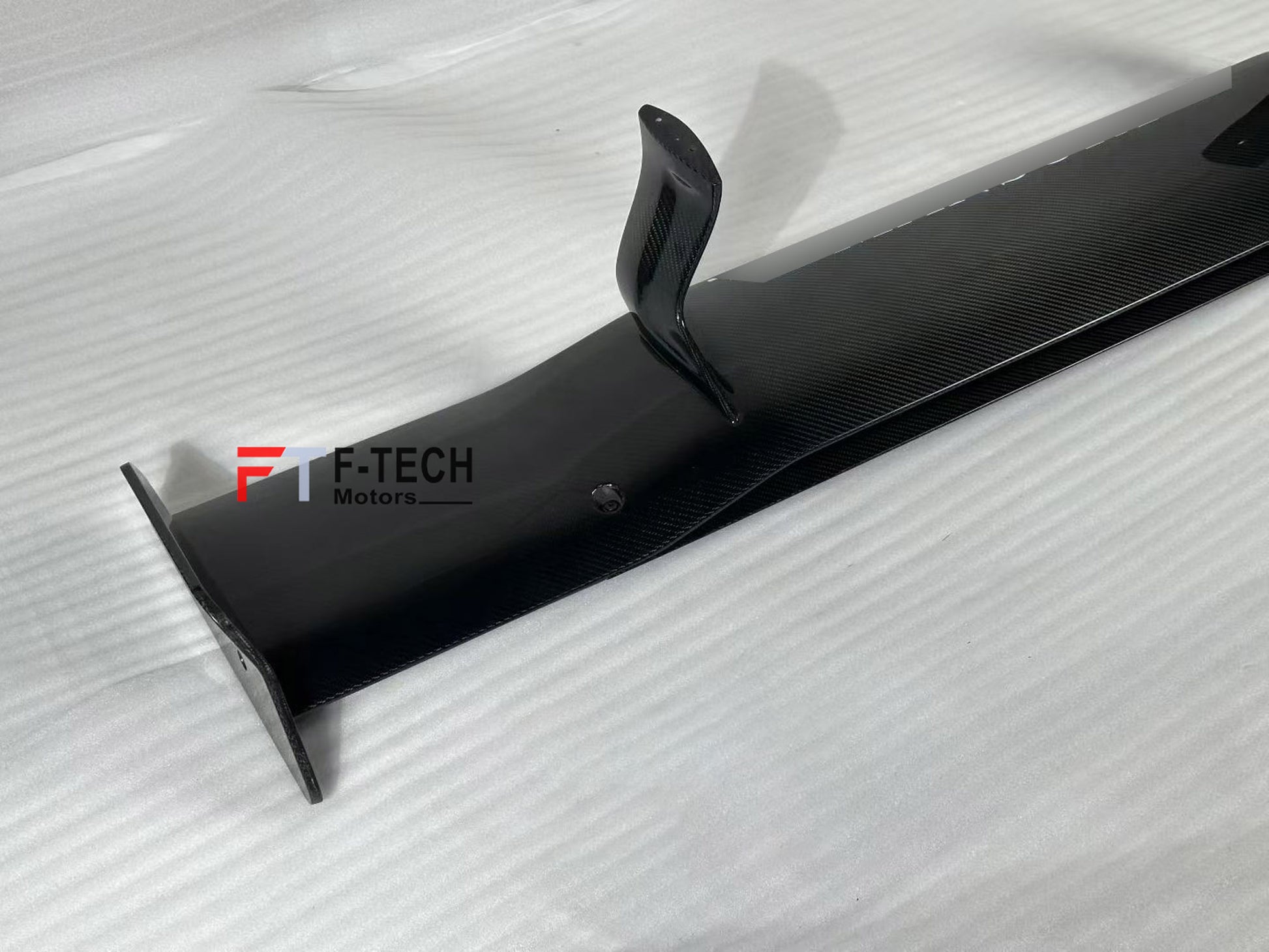 Dry Carbon Fiber Rear Wing Spoiler For Ferrari 812 Superfast 2017 - 2024 Mansory