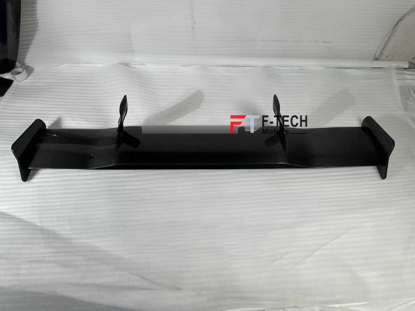 Dry Carbon Fiber Rear Wing Spoiler For Ferrari 812 Superfast 2017 - 2024 Mansory