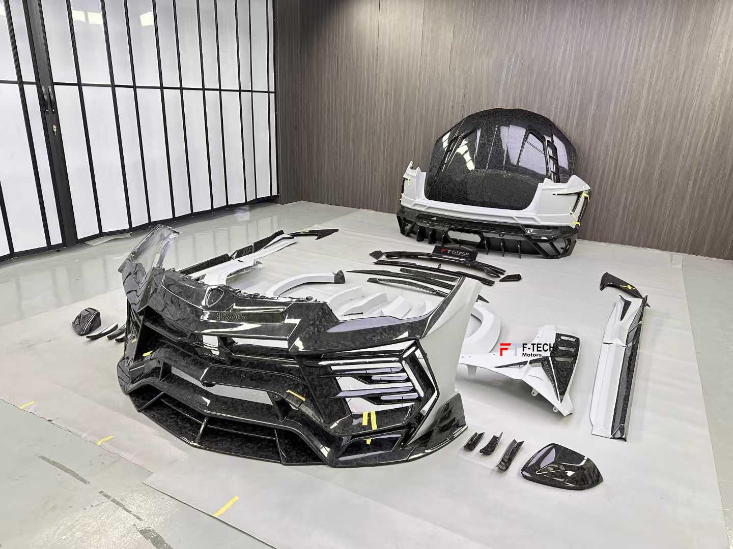 Dry Carbon Fiber Body Kit For Lamborghini Urus S Performante 2023+ Mansory Venatus S