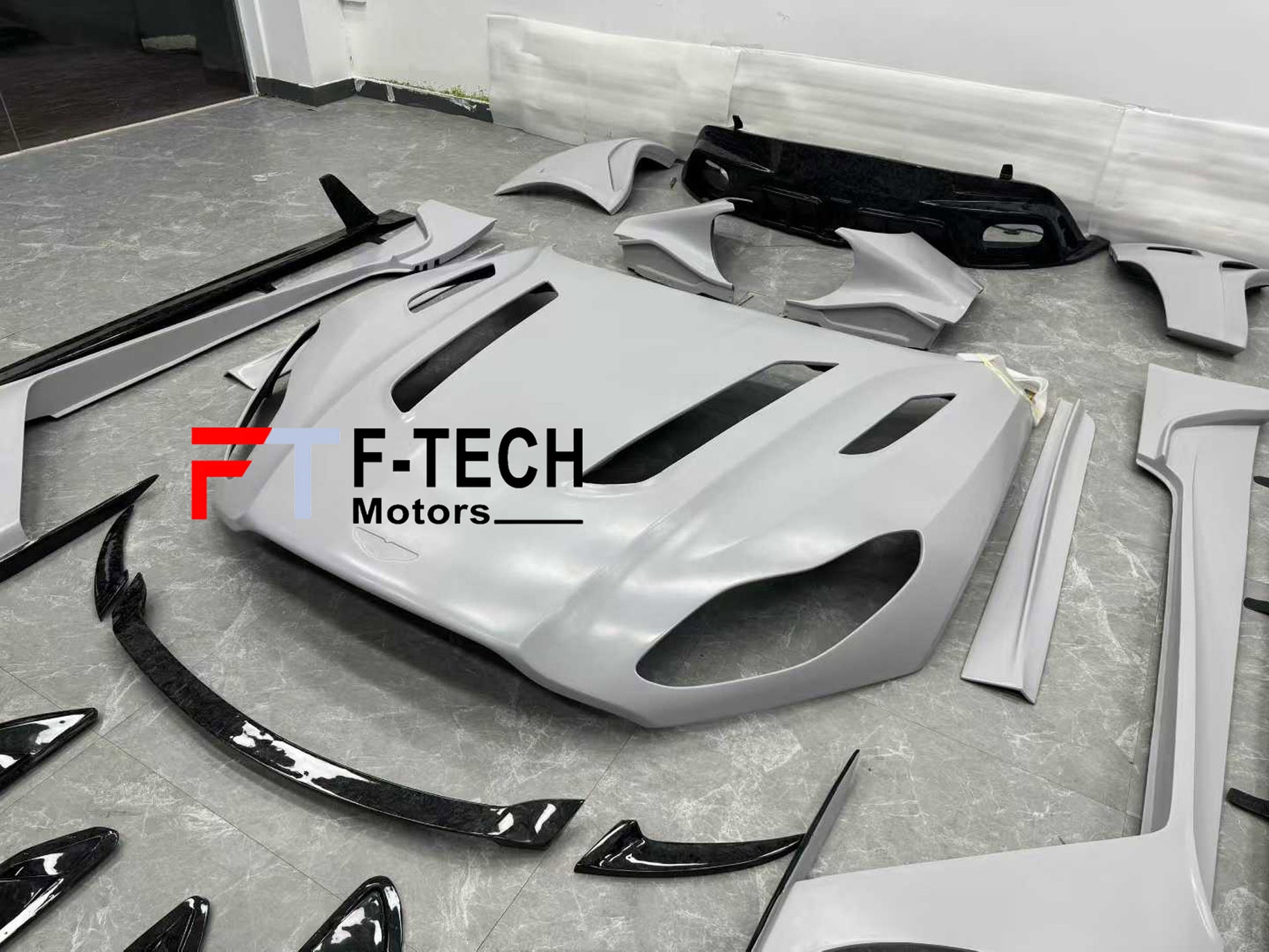Upgrade Body Kit For Aston Martin DB 11 2016 - 2023 Forged Carbon Fiber MSY