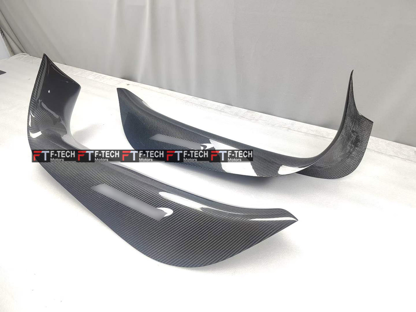 Gloss Dry Carbon Fiber Side Door Sills For McLaren GT 2019 - 2023