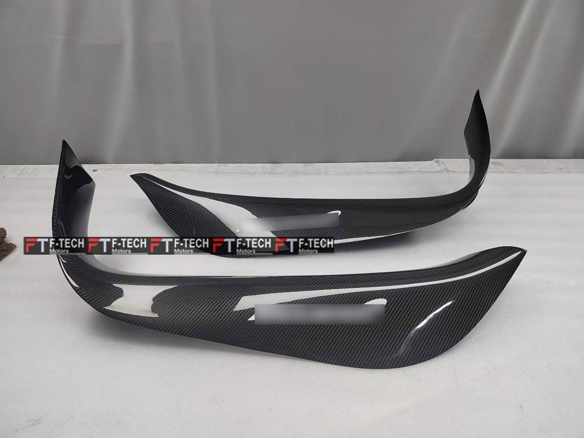 Gloss Dry Carbon Fiber Side Door Sills For McLaren GT 2019 - 2023