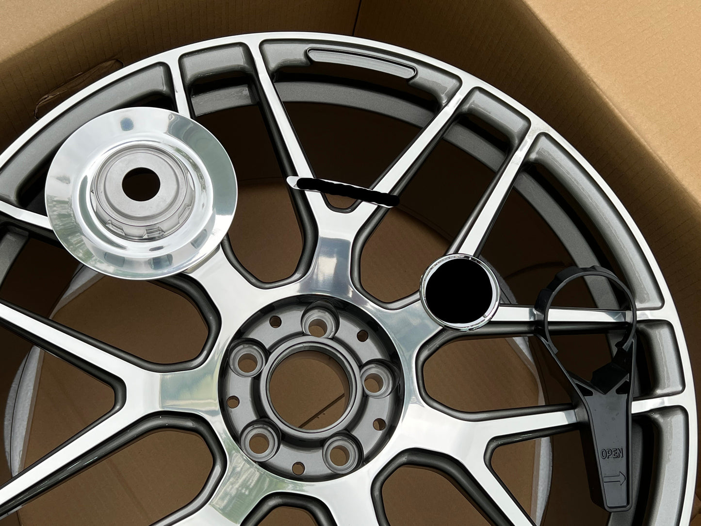 Monoblock custom forged alloy wheels for Mercedes Benz G Class W463 W464 G63 AMG G55 G350D G500 G550