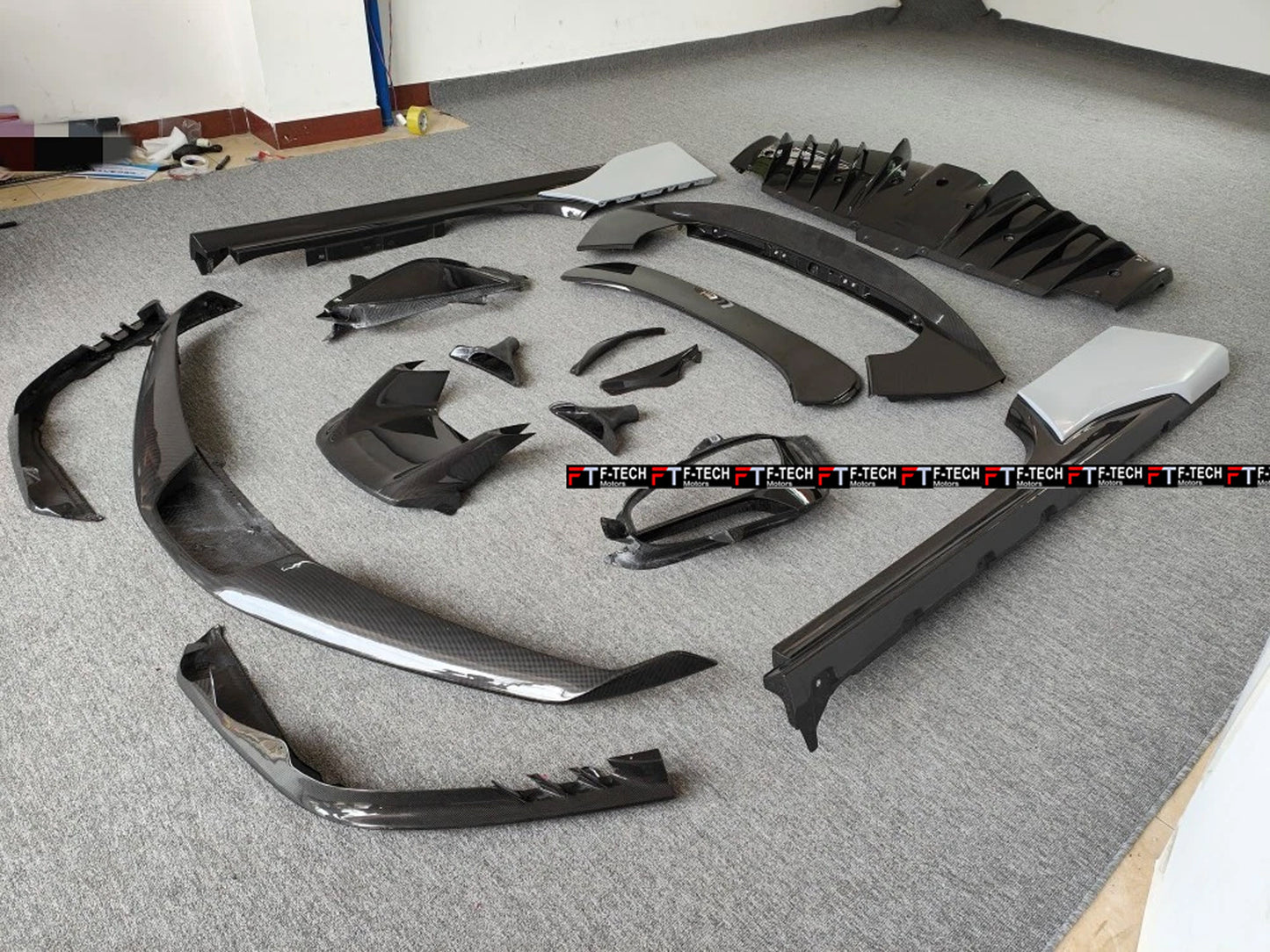 Dry Carbon Aero Body Kit For Ferrari SF90 Stradale 2019 - 2024 Novitec 
