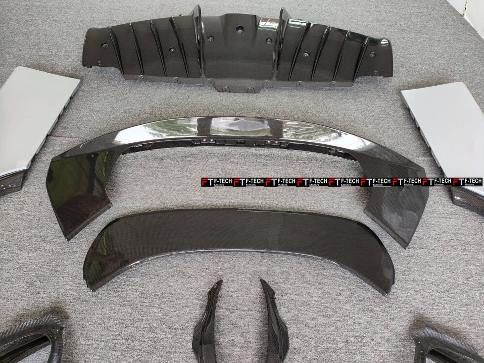 Dry Carbon Aero Body Kit For Ferrari SF90 Stradale 2019 - 2024 Novitec 