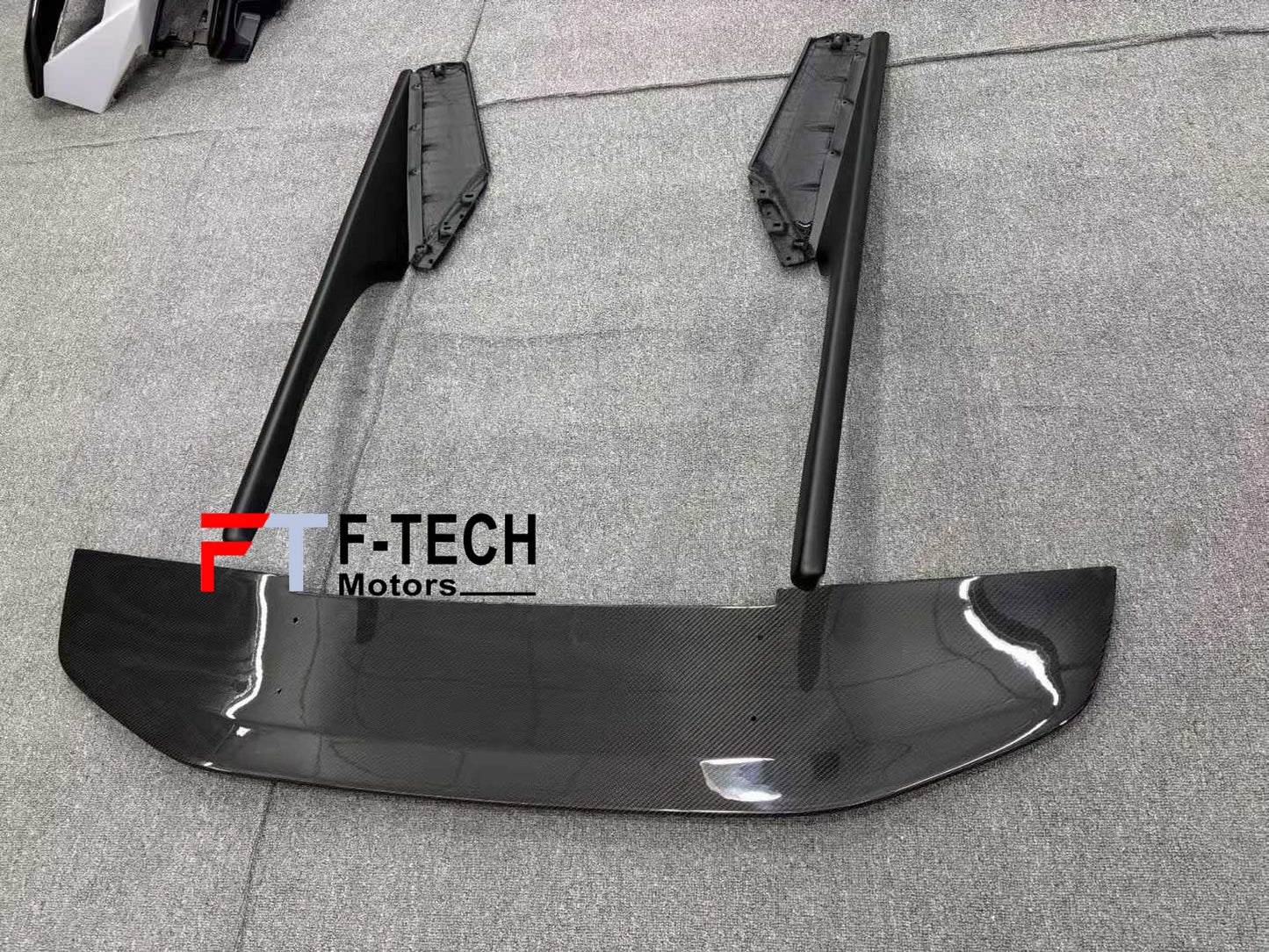 Dry Carbon Fiber Rear Wing Spoiler For McLaren Artura 2023+ Novitec