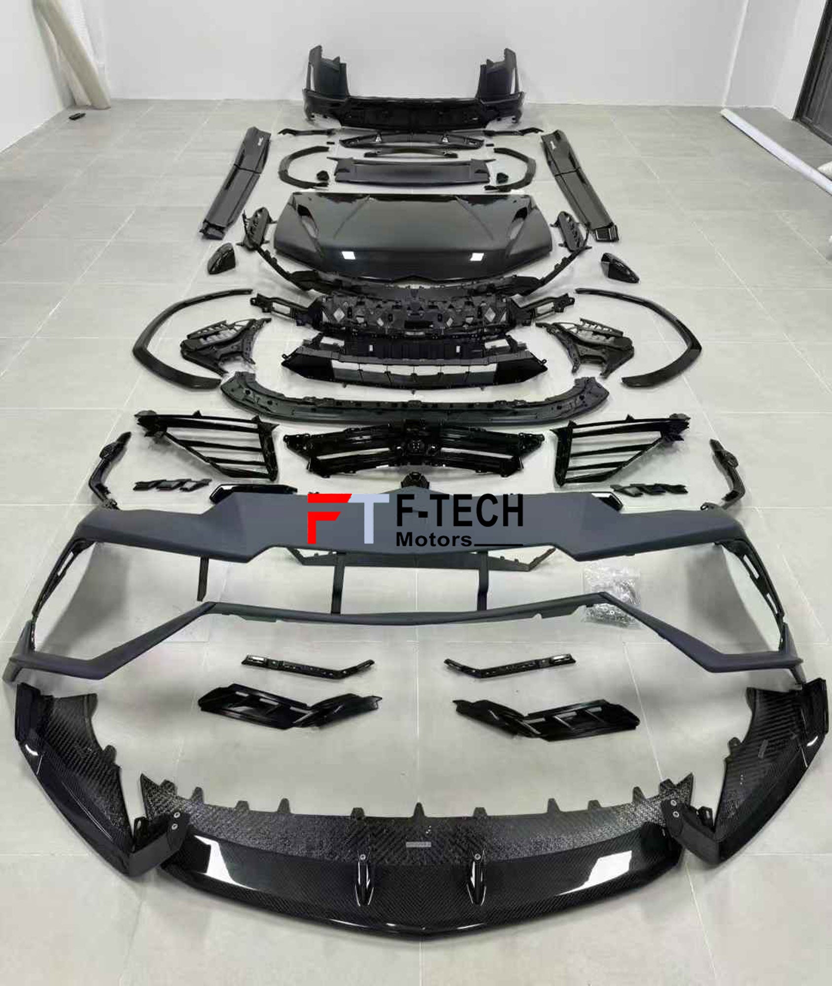 2024 Performante Conversion Carbon Fiber Body Kit for Lamborghini Urus 2018 - 2023